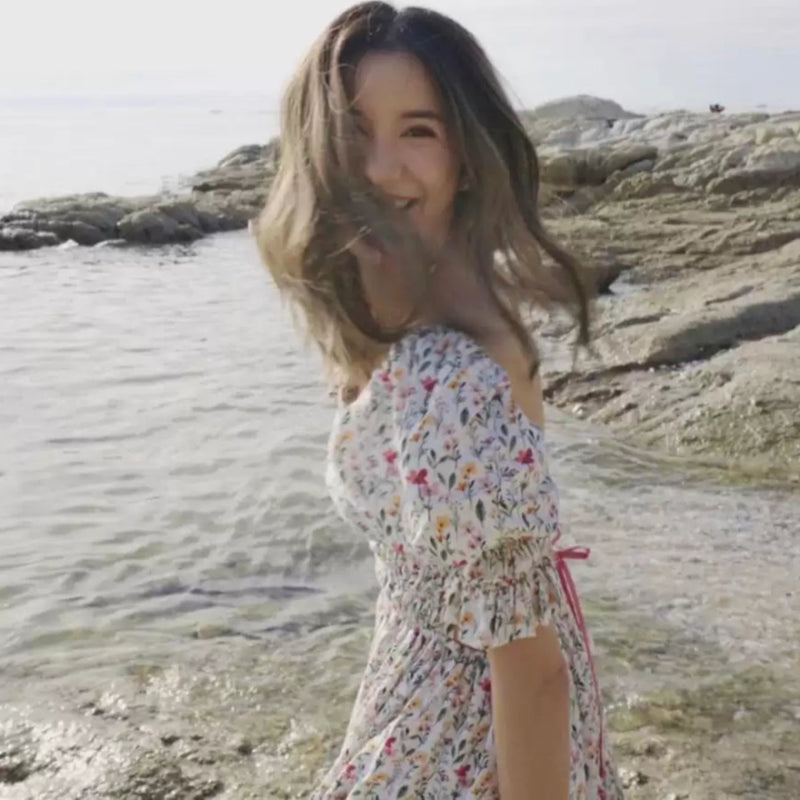 バックオープンフラワーロングワンピース