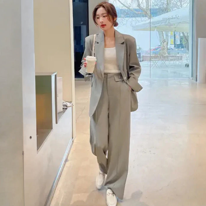 ソフトグレーワイドレッグパンツスーツ