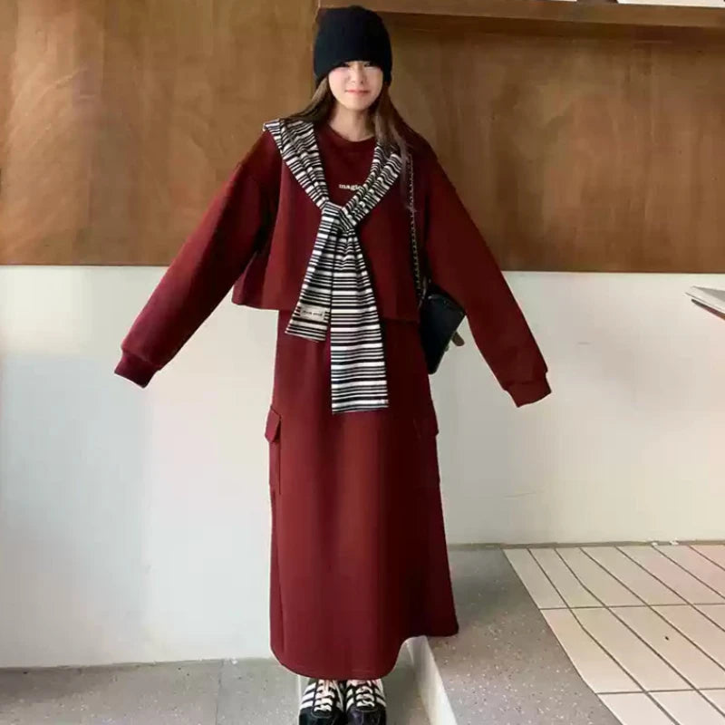 マフラーキャップ×ロゴトレーナー×スカート3点セット(2colors)