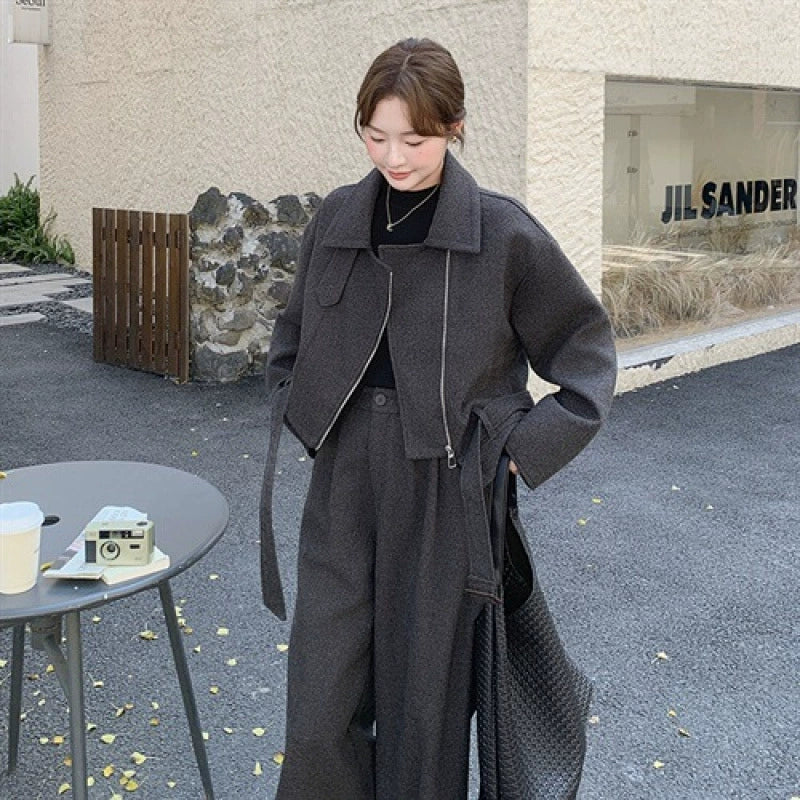 グレージャケット×ワイドパンツスーツ