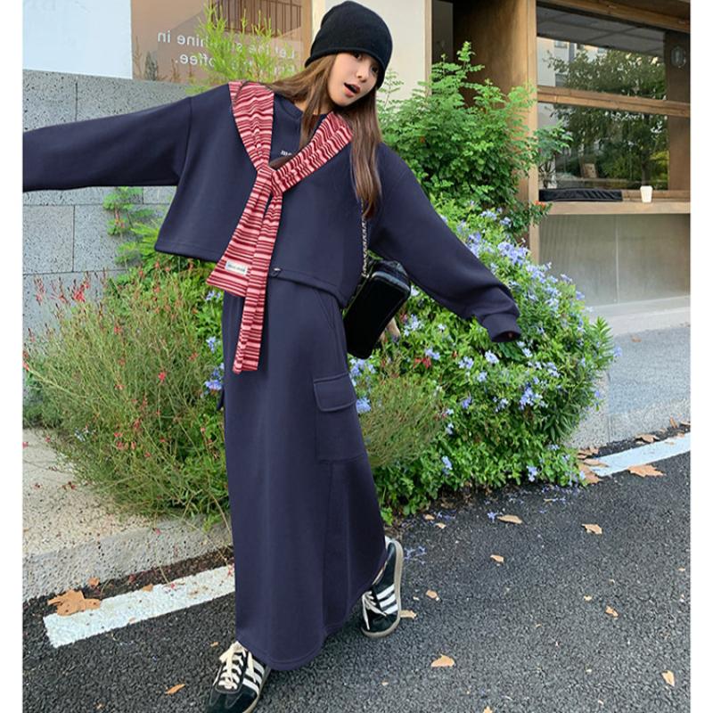 マフラーキャップ×ロゴトレーナー×スカート3点セット(2colors)