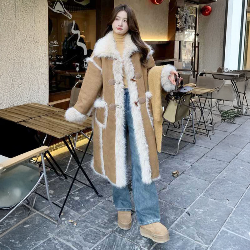 ファーパイピングムートンコート