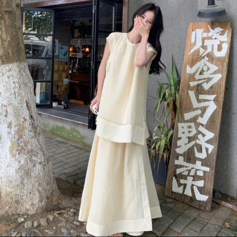 ノースリーブカットソー×ロングスカートスーツ