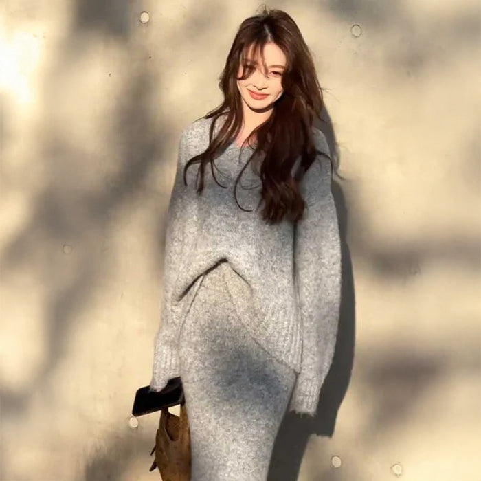 Vネックルーズニットセットアップ