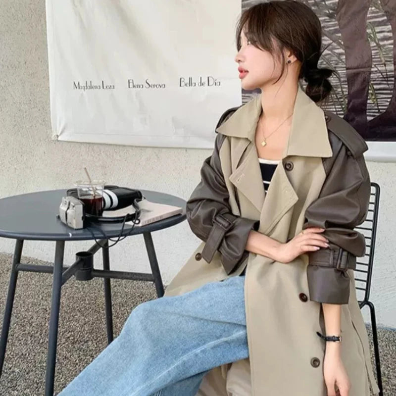 レザータッチ切替ロングトレンチコート