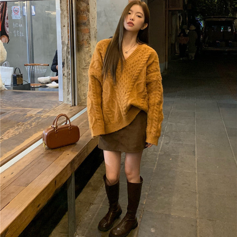 オーバーサイズVネックケーブルニット