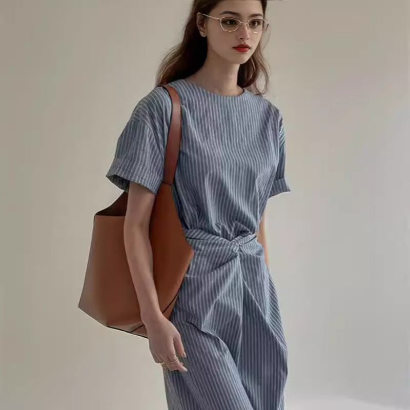 ツイストデザインストライプワンピース