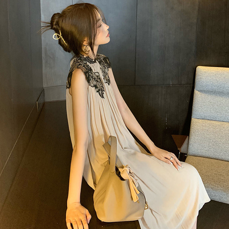 スリムドレープノースリーブワンピース