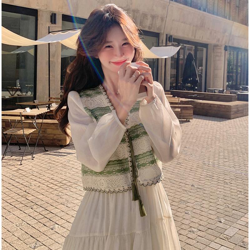 グリーンボーダーカーディガン×キャミソールワンピース