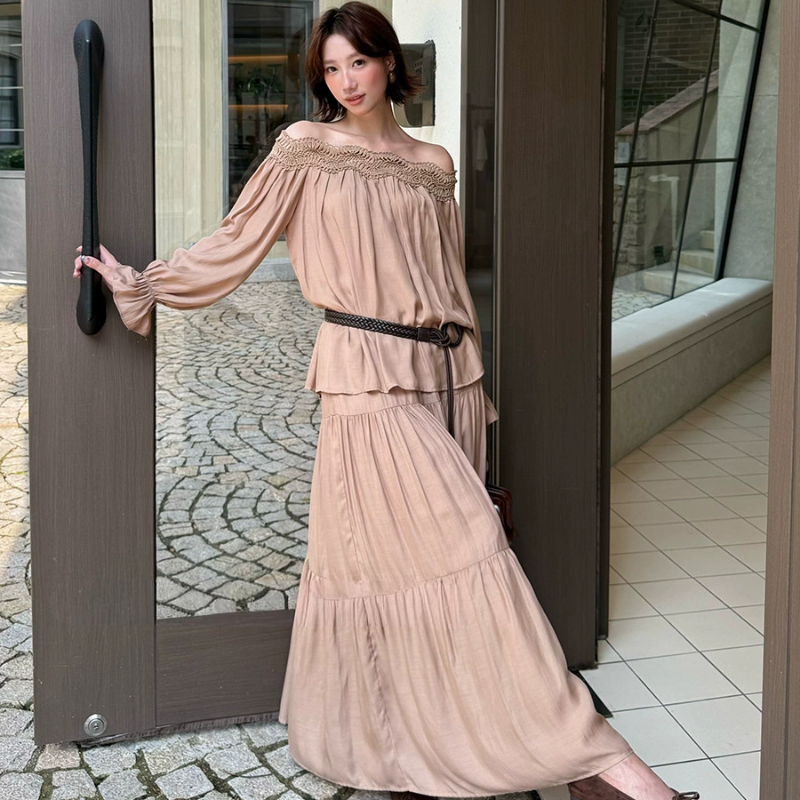 オフショルダーカットソー×ロングスカートセット(2colors)