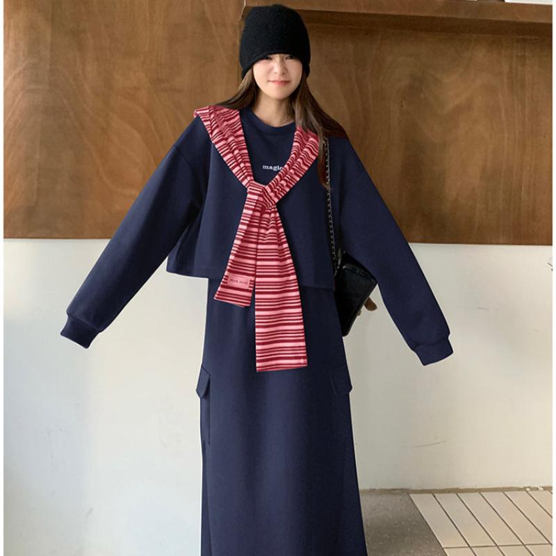 マフラーキャップ×ロゴトレーナー×スカート3点セット(2colors)