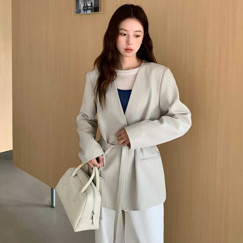 ノーカラーベルトジャケット