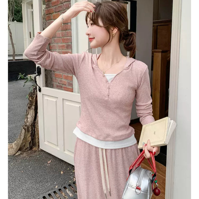 スウェットパーカー×スカートセットアップ