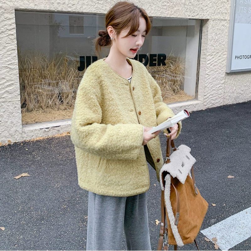 ノーカラーボアジャケット