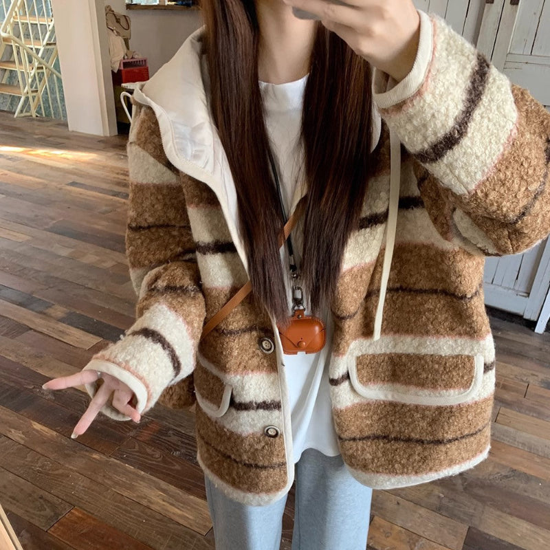 ノーカラーボアジャケット