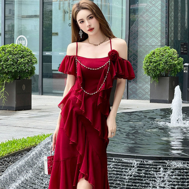 ダークレッドフリルデザインドレス