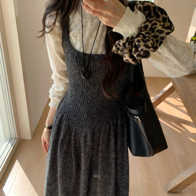 ハイネックカットソー×ニットワンピース