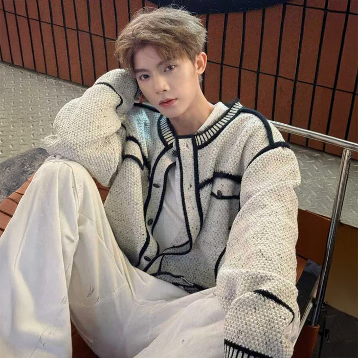 ブラックラインカーディガン