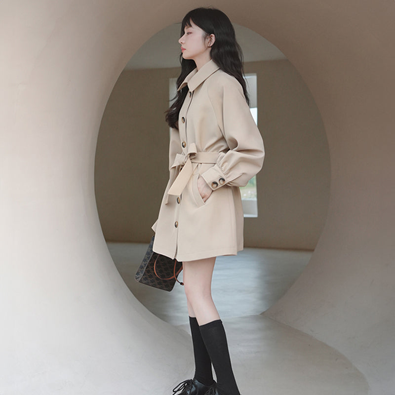 ミディ丈トレンチコート