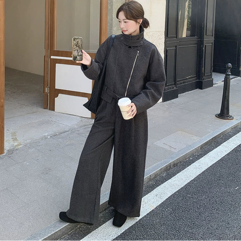 グレージャケット×ワイドパンツスーツ