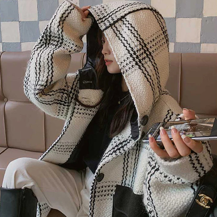 モノトーンチェックミドルコート