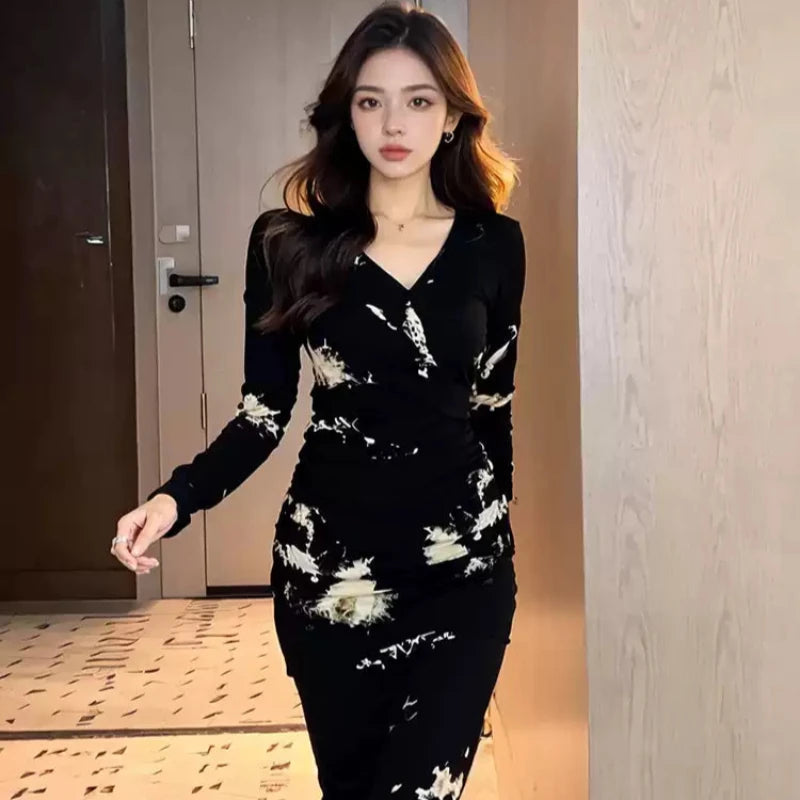 モノトーンカシュクールトドレス