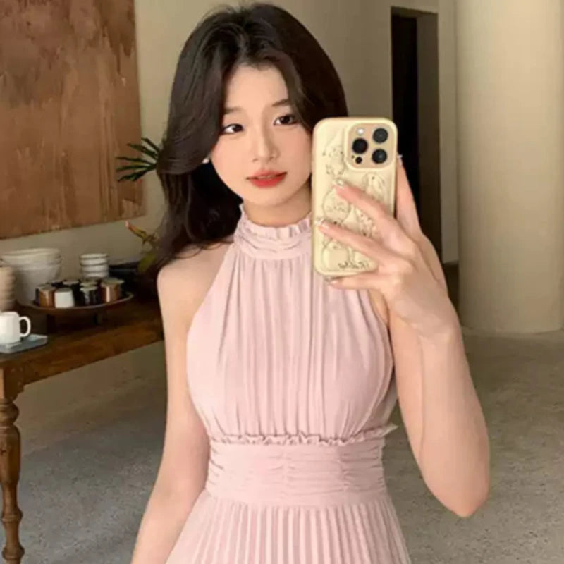 ホルターネックプリーツドレス