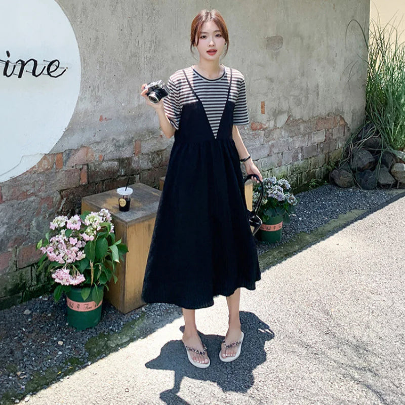 ストライプTシャツ×レイヤードワンピース