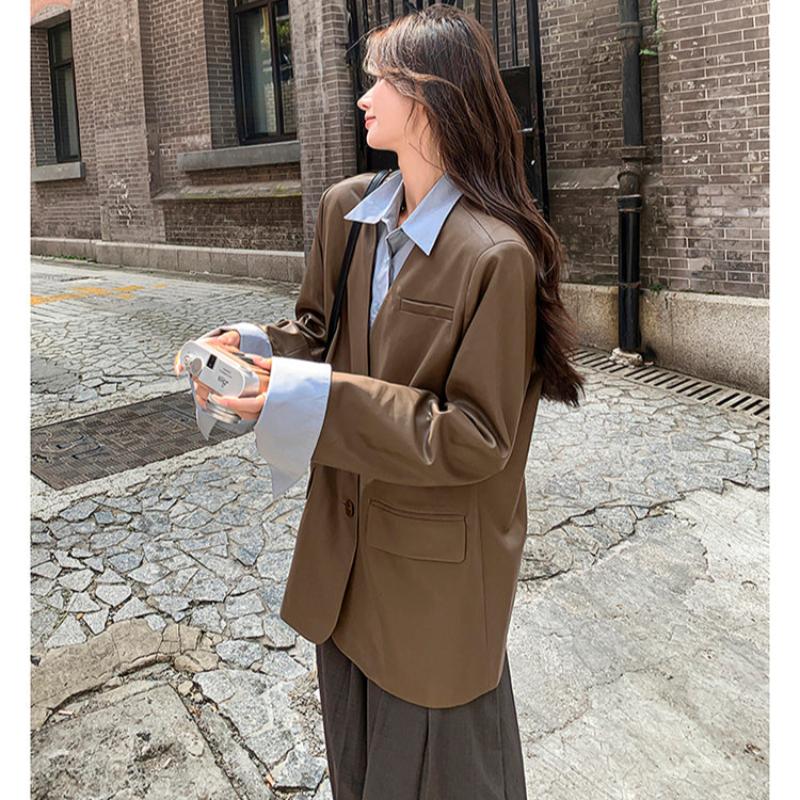 ノーカラーVラインPUレザージャケット