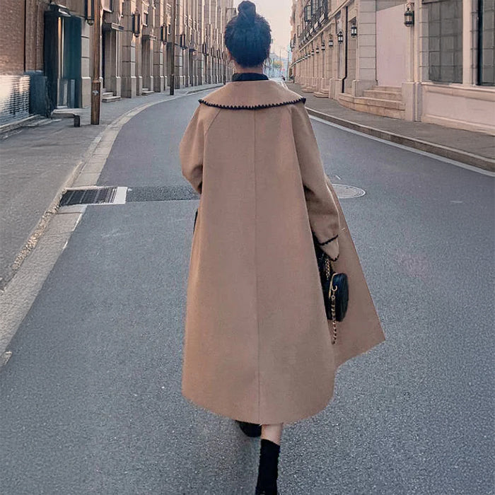 スカラップ刺繍ビッグカラーロングコート