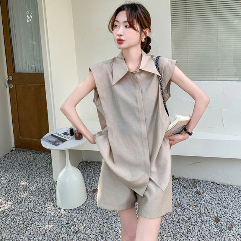 ノースリーブシャツ×ショートパンツセットアップ