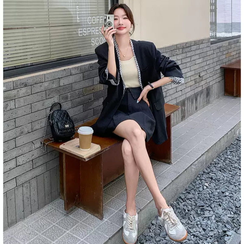 チェックデザイングレージャケット×スカートスーツ