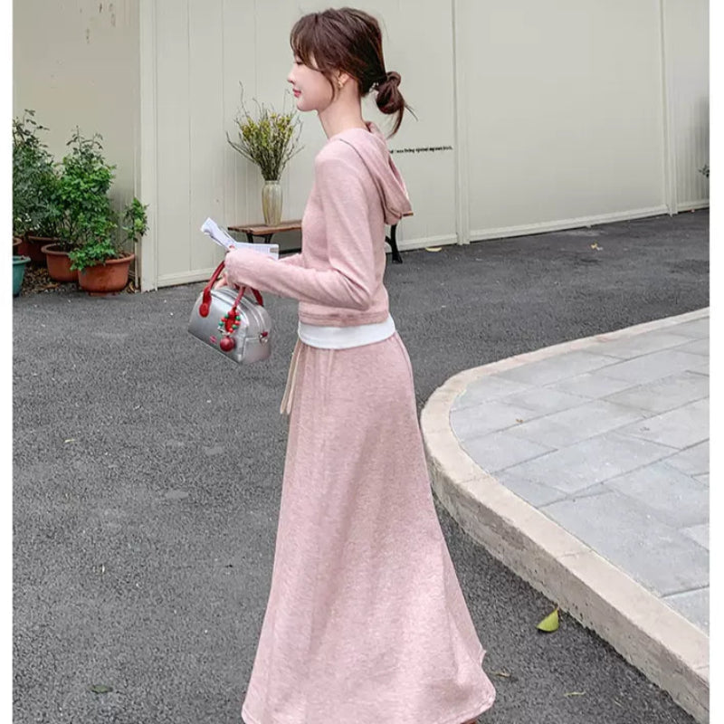 スウェットパーカー×スカートセットアップ