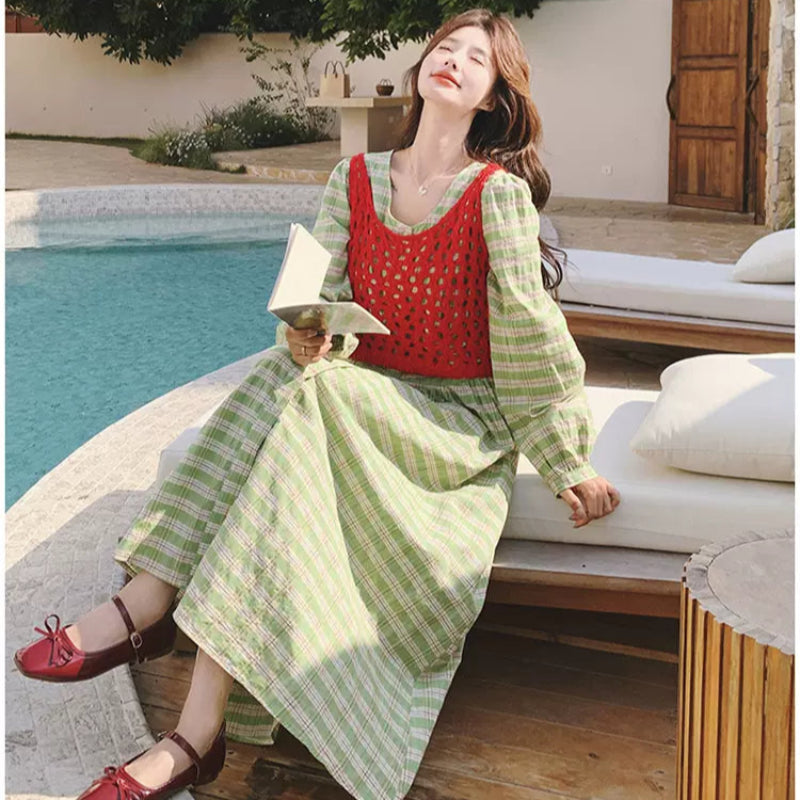 レースベスト×グリーンチェックワンピース