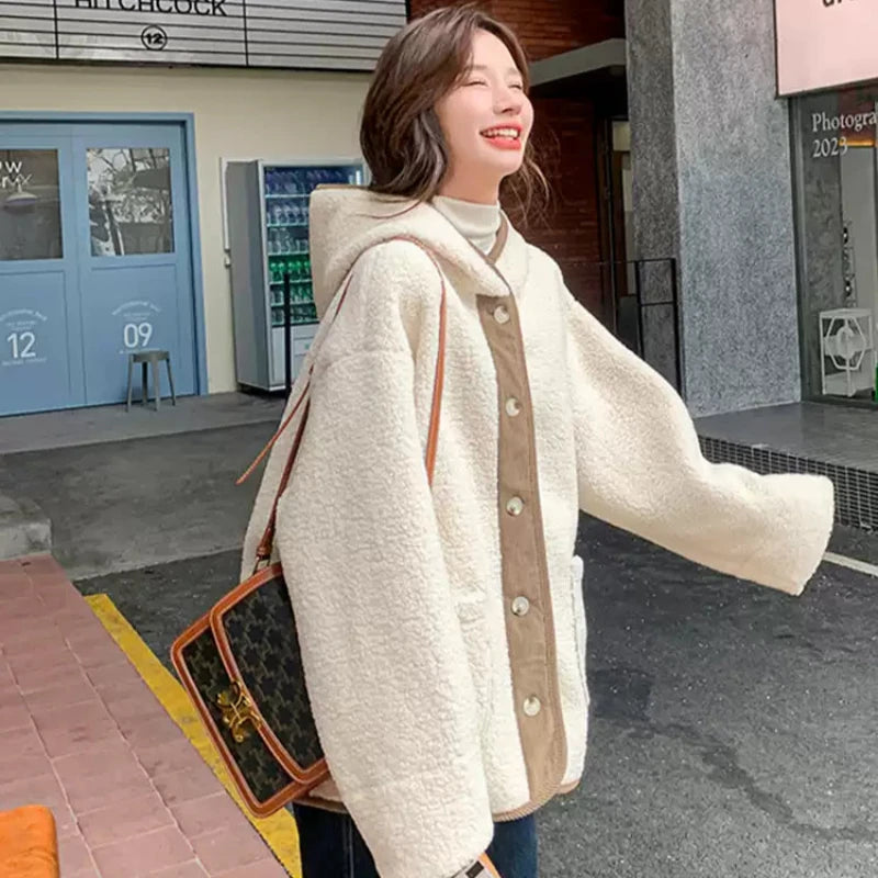 フード付きラムウールボアコート