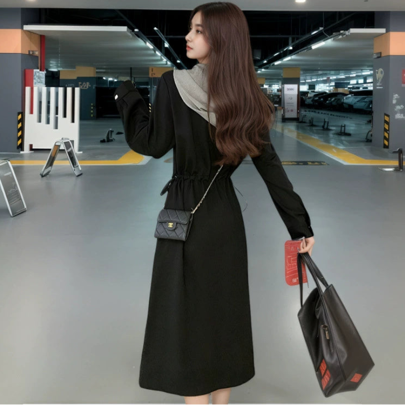 パーカーレイヤードニットワンピース