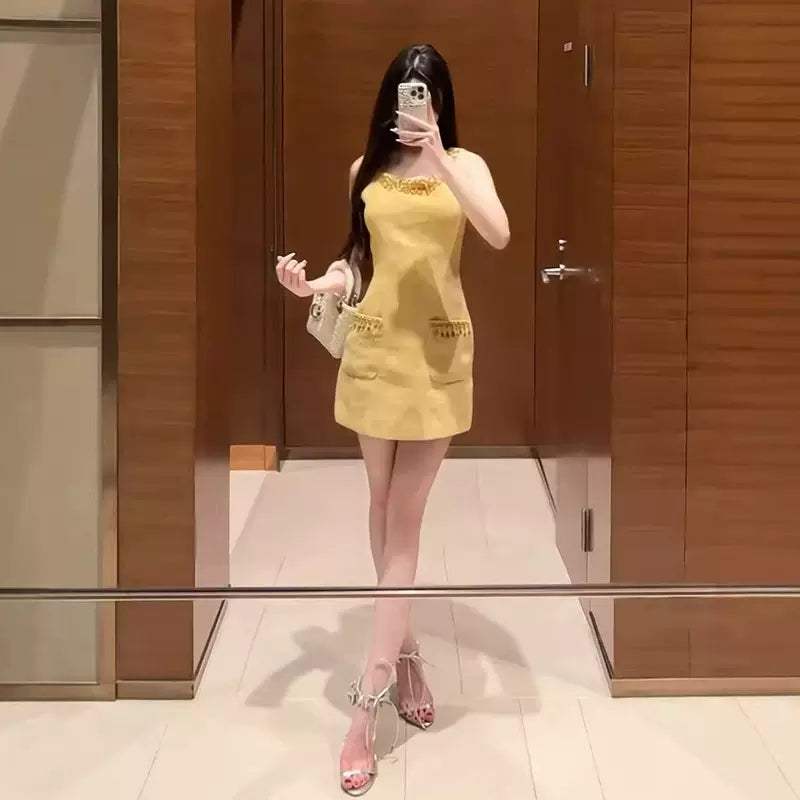 ゴールドノースリーブスリムドレス