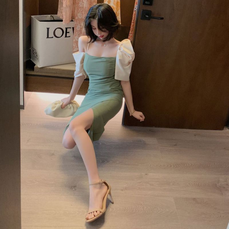 アシンメトリーベルスリーブドレス