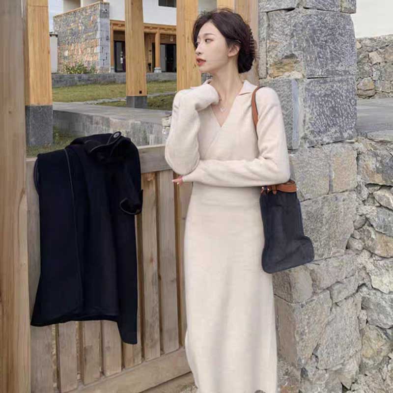 カシュクールニットワンピース