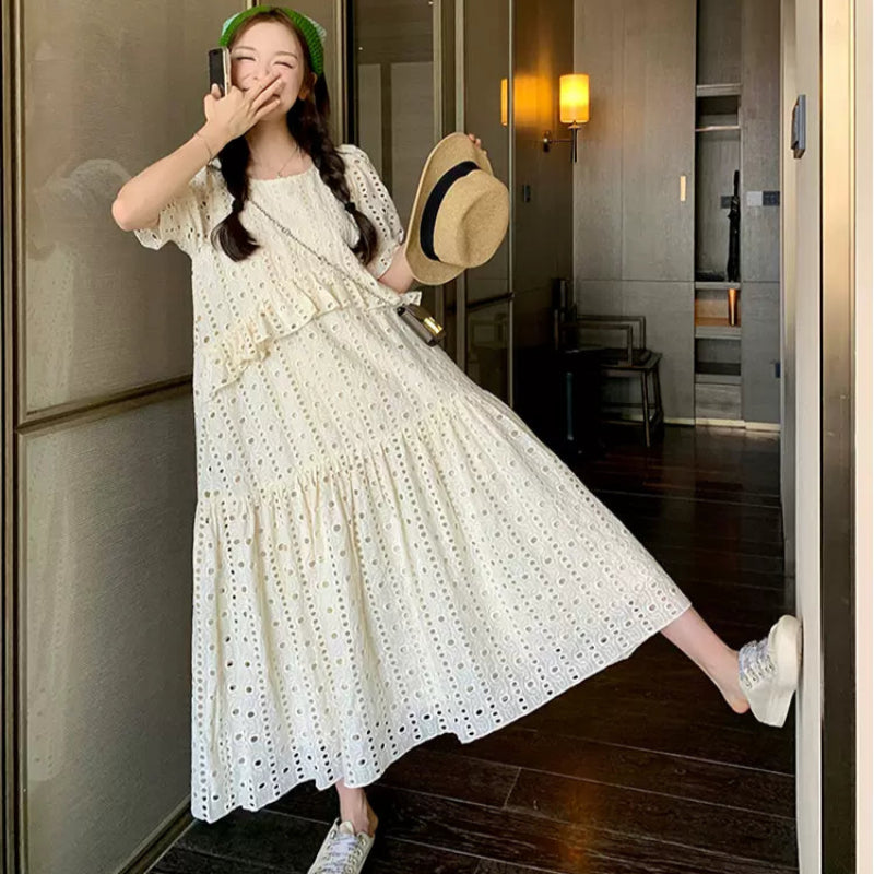 透かしレースホワイトワンピース