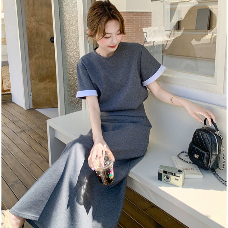 カットソー×スカートセットアップ