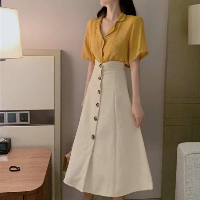 【即納】イエローオープンカラーシャツ×フロントボタンフレアスカート