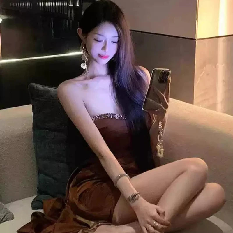 ビジューラインブラウンミニドレス