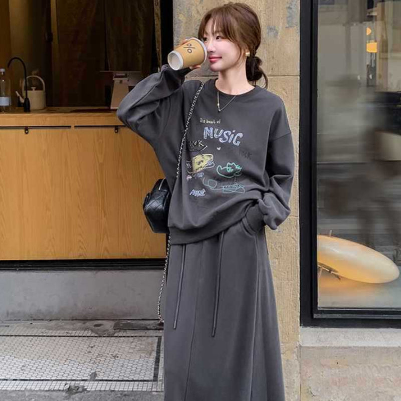 プリントトップス×バックスリットスカートスウェットセット