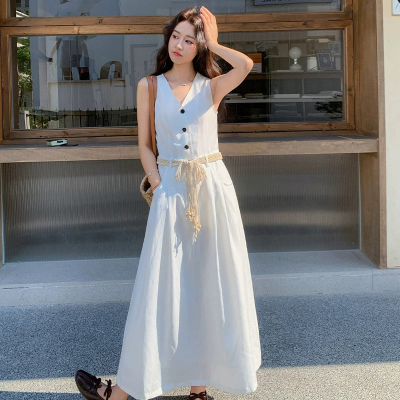 ノースリーブ配色ボタンワンピース（白・黒）夏 エレガントなリゾート