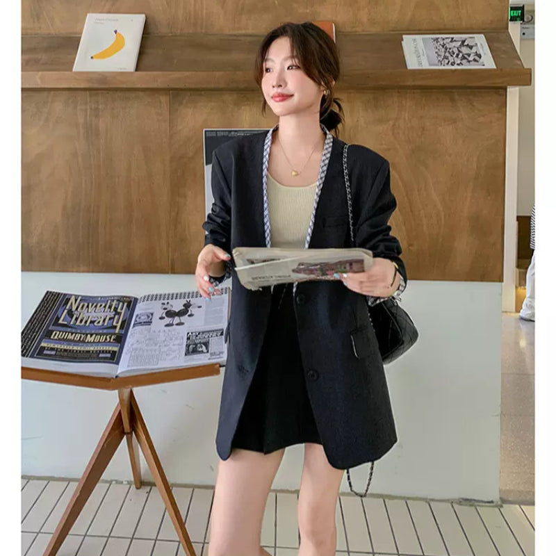 チェックデザイングレージャケット×スカートスーツ