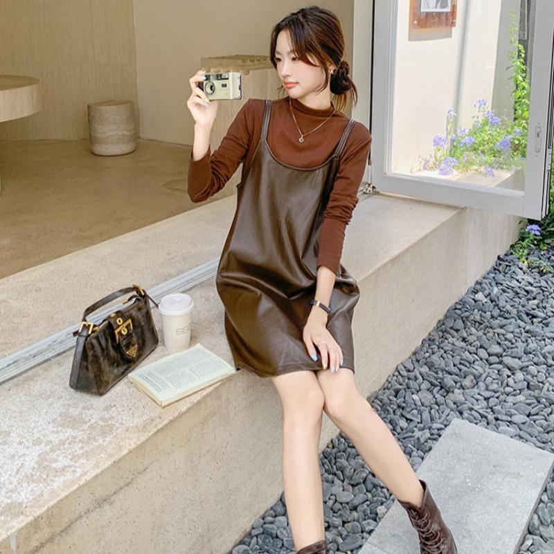 タートルトップス×PUレザーワンピースセット(2colors)