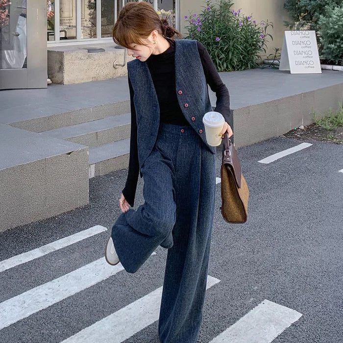 ブルーグレーベスト×ワイドパンツセット