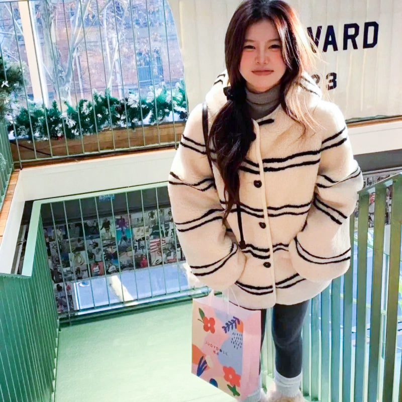 フード付きボーダーボアハーフコート