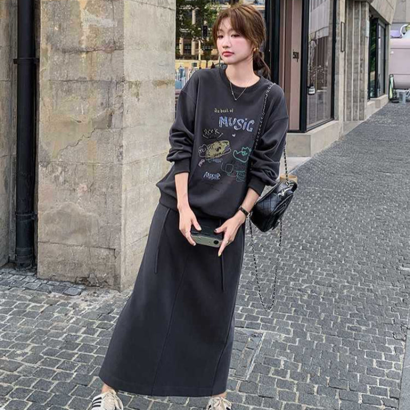 プリントトップス×バックスリットスカートスウェットセット